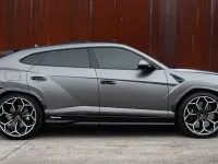 Usata Lamborghini Urus 491 CV (361 kW) 2024 Grigio SUV