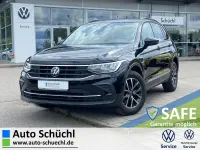 Gebraucht VW Tiguan Life 150 PS (110 kW) 2023 Schwarz SUV
