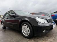 Gebraucht Mercedes C200 Classic 116 PS (85 kW) 2003 Schwarz Limousine