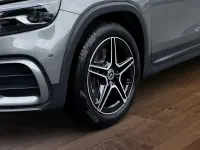 Gebraucht Mercedes GLB220 AMG 190 PS (139 kW) 2025 Grau SUV
