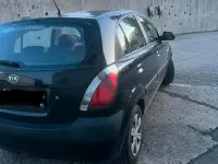 Gebraucht Kia Rio 96 PS (70 kW) 2006 Schwarz Kleinwagen