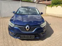 Gebraucht Renault Mégane GrandTour Intens 132 PS (97 kW) 2017 Blau Kombi