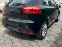Gebraucht Kia Rio 86 PS (63 kW) 2011 Schwarz Kleinwagen