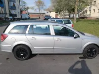 Gebraucht Opel Astra 105 PS (77 kW) 2006 Silber Limousine