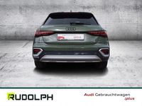 Gebraucht Audi A3 Sport 150 PS (110 kW) 2025 Distriktgrün metallic Limousine