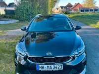 Używany Kia Ceed 136 KM (100 kW) 2019 Czarny Hatchback
