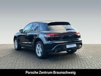 Gebraucht Porsche Macan 265 PS (194 kW) 2023 Schwarz SUV
