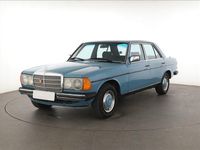 Gebraucht Mercedes E230 136 PS (100 kW) 1982 Blau Limousine