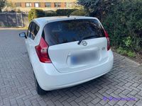 Gebraucht Nissan Note Visia 80 PS (58 kW) 2014 Weiß Kleinwagen