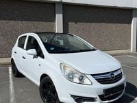 Gebraucht Opel Corsa Selection 70 PS (51 kW) 2010 Weiß Kleinwagen