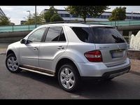 Gebraucht Mercedes ML320 224 PS (164 kW) 2007 Silber SUV