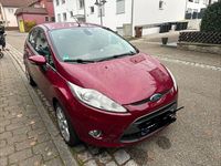 Gebraucht Ford Fiesta Titanium 97 PS (71 kW) 2010 Rot Kleinwagen