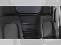 Gebraucht VW Crafter 140 PS (102 kW) 2024 Weiß (candy weiß) Van