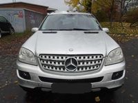 Gebraucht Mercedes ML320 224 PS (164 kW) 2007 Silber SUV