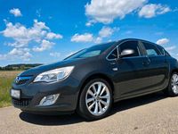 Gebraucht Opel Astra 125 PS (91 kW) 2011 Limousine