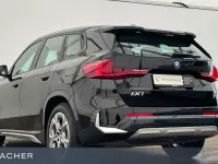 Gebraucht BMW iX1 xLine 200 kW (272 PS) 2023 Schwarz uni SUV