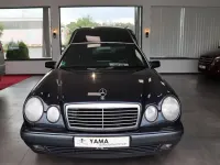 Gebraucht Mercedes E280 204 PS (150 kW) 1998 Blau Limousine