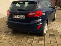 Gebraucht Ford Fiesta Trend 101 PS (74 kW) 2018 Blau Kleinwagen