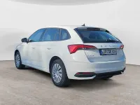 Gebraucht Skoda Scala Essence 116 PS (85 kW) 2024 Moonweiss metallic Kleinwagen
