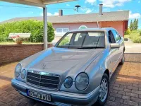 Gebraucht Mercedes E240 Elegance 170 PS (125 kW) 1998 Silber Limousine