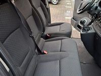 Gebraucht Opel Vivaro 145 PS (106 kW) 2017 Silber Van / Kleinbus