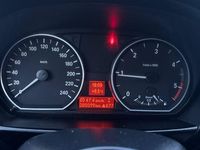 Gebraucht BMW 118 143 PS (105 kW) 2011 Schwarz Kleinwagen