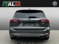 Używany Ford Focus ST-Line 125 KM (91 kW) 2022 Szary Sedan/Limuzyna