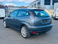 Gebraucht Ford Focus ST 173 PS (127 kW) 2002 Grau Limousine