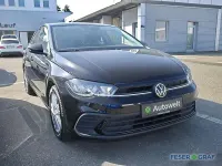 Gebraucht VW Polo Life 80 PS (58 kW) 2023 Deep black perleffekt Limousine