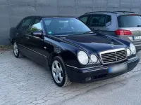 Second-hand Mercedes E280 204 CP (150 kW) 1997 Berlinǎ