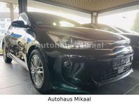 Gebraucht Kia Rio Platinum 99 PS (72 kW) 2017 Schwarz Limousine
