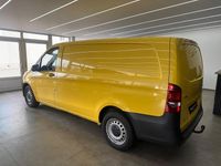 Gebraucht Mercedes Vito 163 PS (119 kW) 2020 Gelb Van