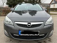 Gebraucht Opel Astra Edition 120 PS (88 kW) 2011 Grau Limousine