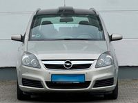 Gebraucht Opel Zafira 120 PS (88 kW) 2006 Gold Van / Kleinbus