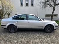 Gebraucht VW Passat 130 PS (95 kW) 2003 Grau Limousine