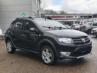 Gebraucht Dacia Sandero Stepway 90 PS (66 kW) 2015 Perlmuttschwarz Kleinwagen