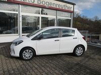Gebraucht Toyota Yaris 69 PS (50 kW) 2014 Weiß Kleinwagen
