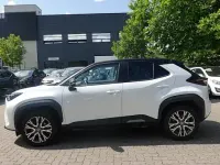Gebraucht Toyota Yaris Cross Elegant 116 PS (85 kW) 2023 Schwarz SUV