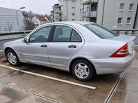 Gebraucht Mercedes C200 Classic 163 PS (119 kW) 2000 Silber Limousine