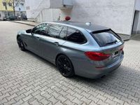 gebraucht BMW 530 d xDrive G31 im Sport Paket M 19 Zoll Felgen