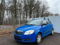 Gebraucht Skoda Fabia 60 PS (44 kW) 2009 Blau Limousine