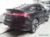 Gebraucht Audi Q8 e-tron Ambiente 250 kW (340 PS) 2023 Mythosschwarz metallic SUV