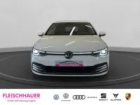 Gebraucht VW Golf VIII Style 150 PS (110 kW) 2024 Weiss Limousine