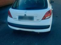 Gebraucht Peugeot 207 95 PS (69 kW) 2011 Weiß Limousine
