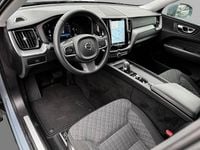 Gebraucht Volvo XC60 Core 197 PS (144 kW) 2024 Grau SUV