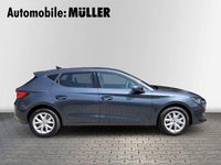 Neu Seat Leon 150 PS (110 kW) 2025 Grau Limousine