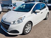 Gebraucht Peugeot 208 Style 99 PS (72 kW) 2018 Weiß Kleinwagen