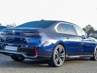 Gebraucht BMW 740 Efficient Dynamics 299 PS (219 kW) 2024 Bmw individual tansanitblau c Limousine
