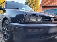 Gebraucht VW Golf Cabriolet 101 PS (74 kW) 1998 Schwarz Cabrio
