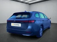 Gebraucht VW Passat 150 PS (110 kW) 2025 Grau Kombi